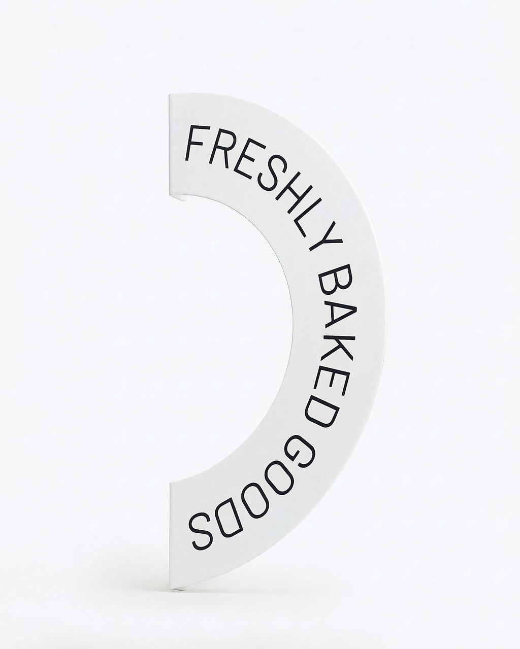 Rainbow-shaped blade sign